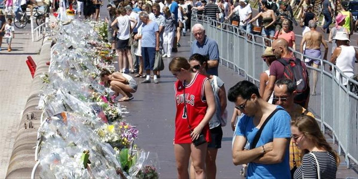 Príbuzní obetí z Nice žalujú úrady za zlyhanie bezpečnostných opatrení
