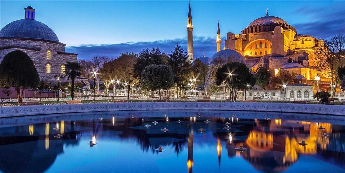 Ľudia sa boja dovolenkovať v Turecku: Počet turistov poklesol o 40,9 percenta