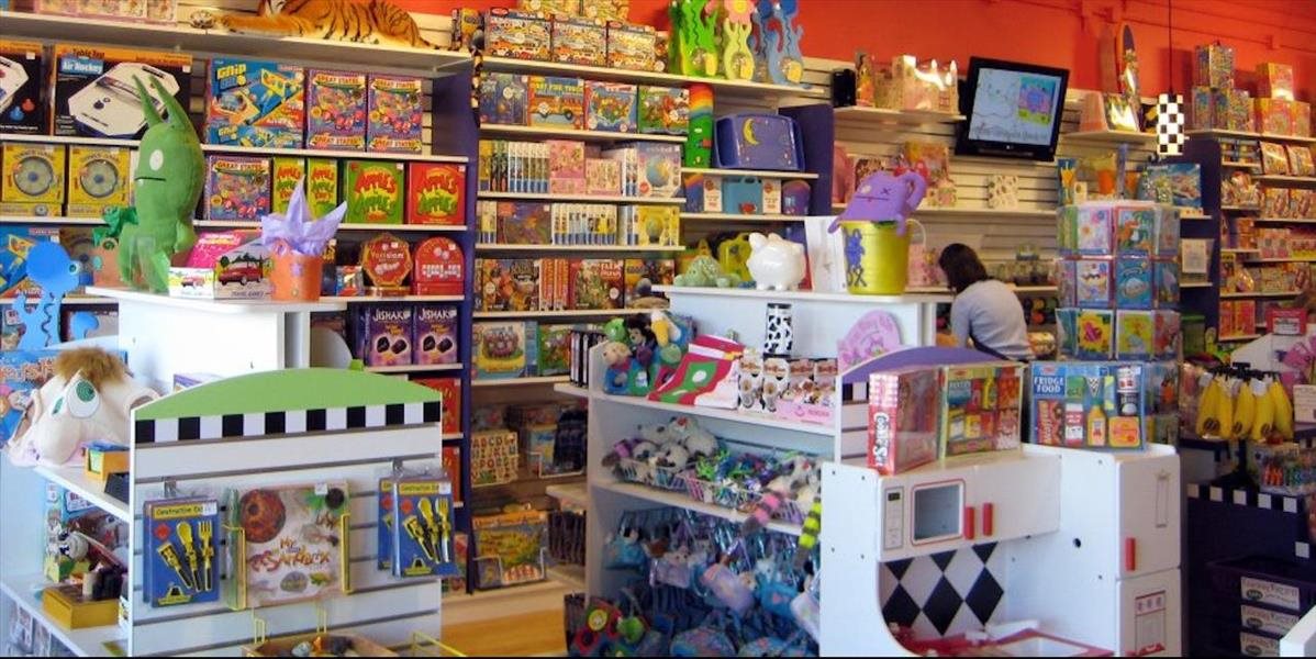 Poplach v rakúskom hračkarstve: Pyrotechnici preskúmajú podozrivý zásobník
