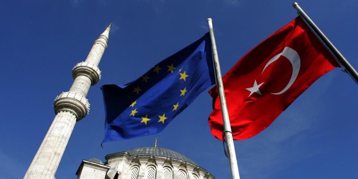 EÚ sa v spore okolo víz nenechá ovplyvniť hrozbami Turecka