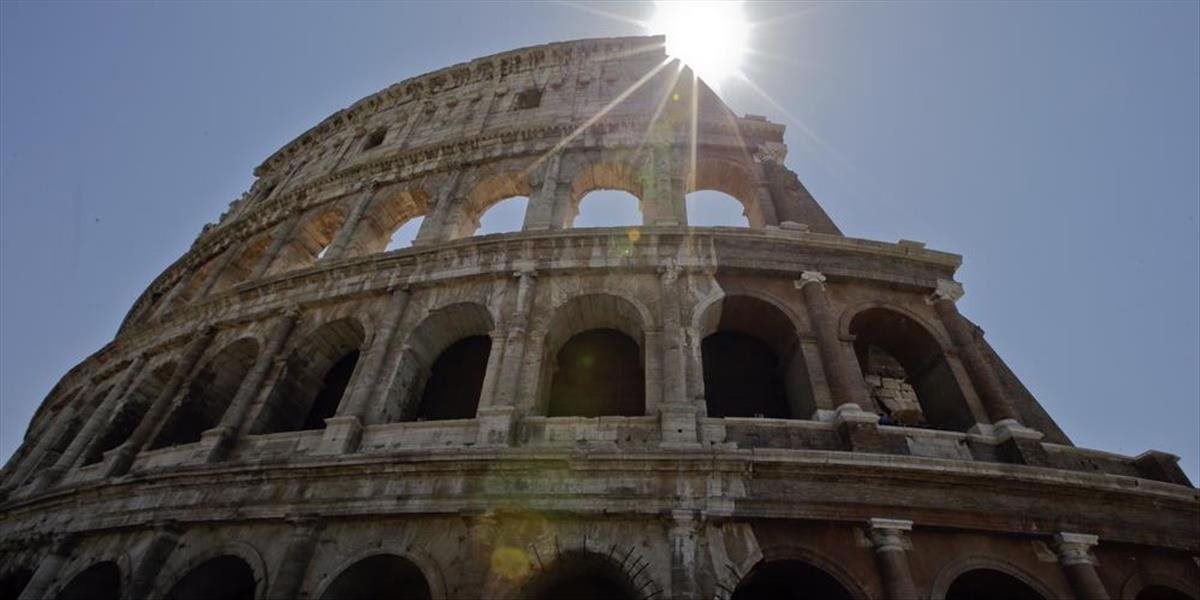 Talianska polícia zaviedla v okolí rímskeho Kolosea režim najvyššej bezpečnosti