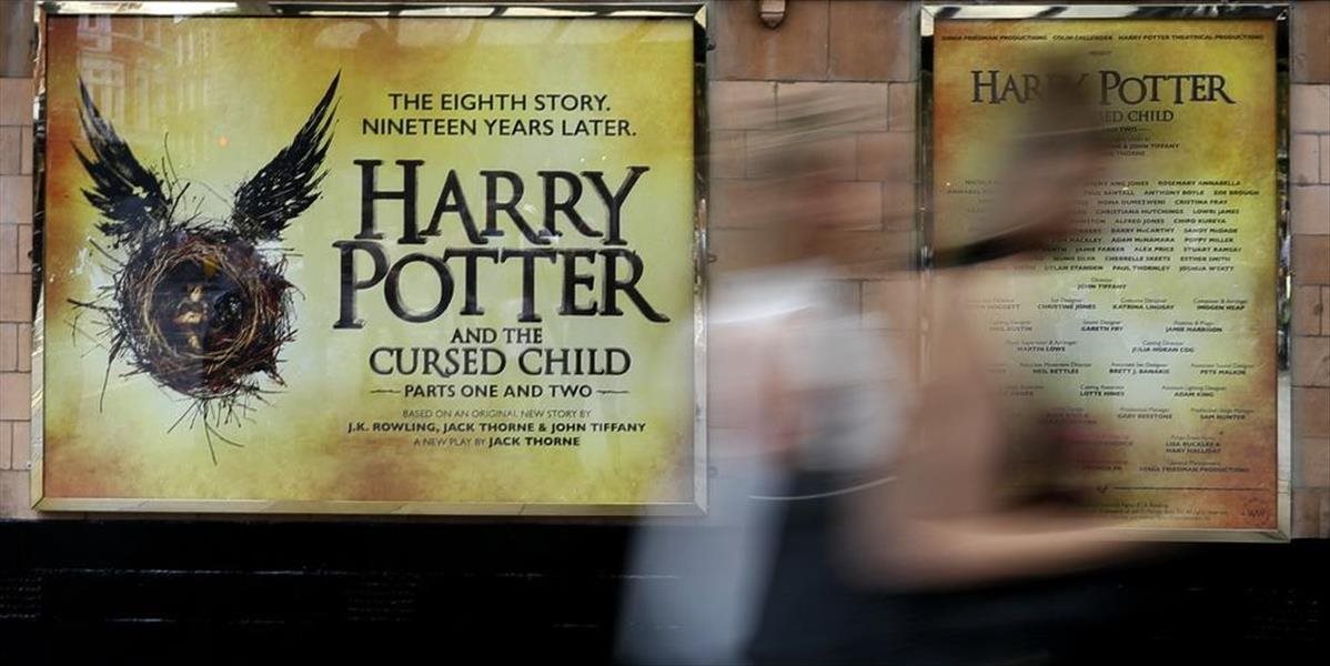 Nový Harry Potter je najrýchlejšie predávajúcou sa knihou dekády