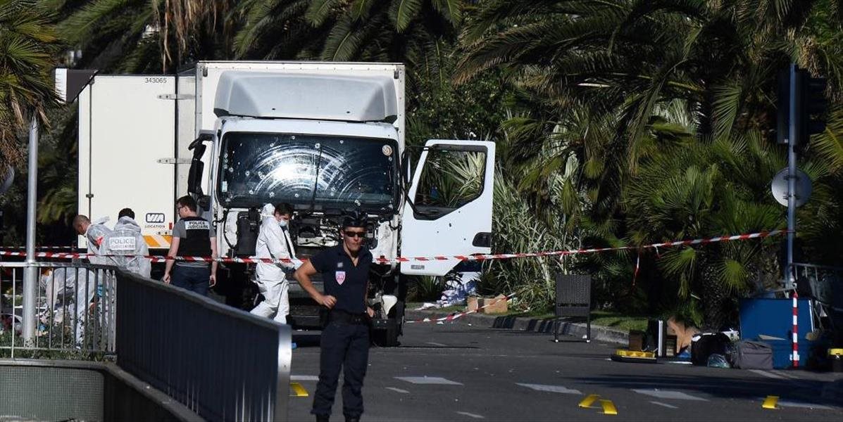 Atentát z Nice má 85 obetí: Zomrel profesor, ktorý pri útoku stratil ženu a syna