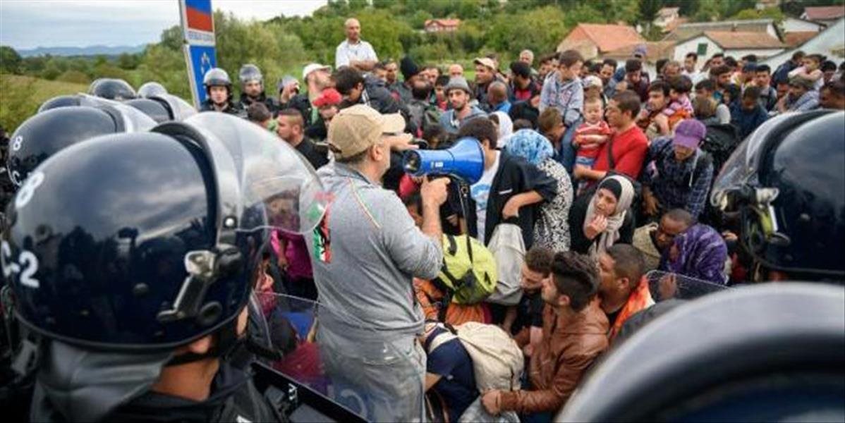 Slovinsko prijalo ďalšiu skupinu utečencov