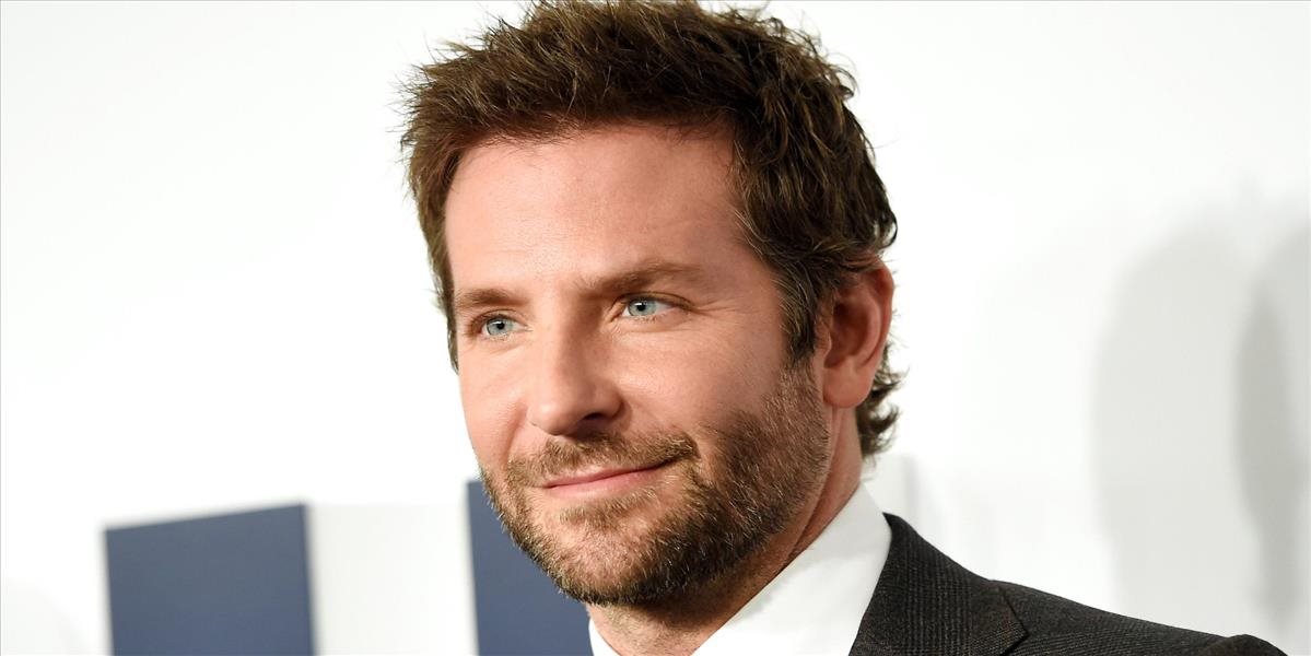 Bradley Cooper pripravuje miniseriál o Islamskom štáte