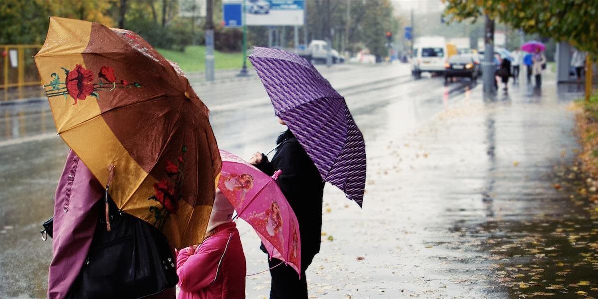Na Slovensku budú aj dnes búrky: Výstrahy sú vydané na tieto okresy
