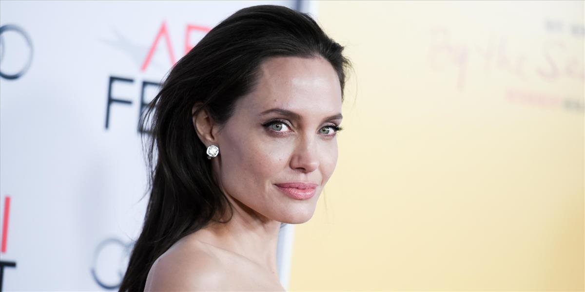 Angelina Jolie vymení herectvo za katedru na prestížnej vysokej škole