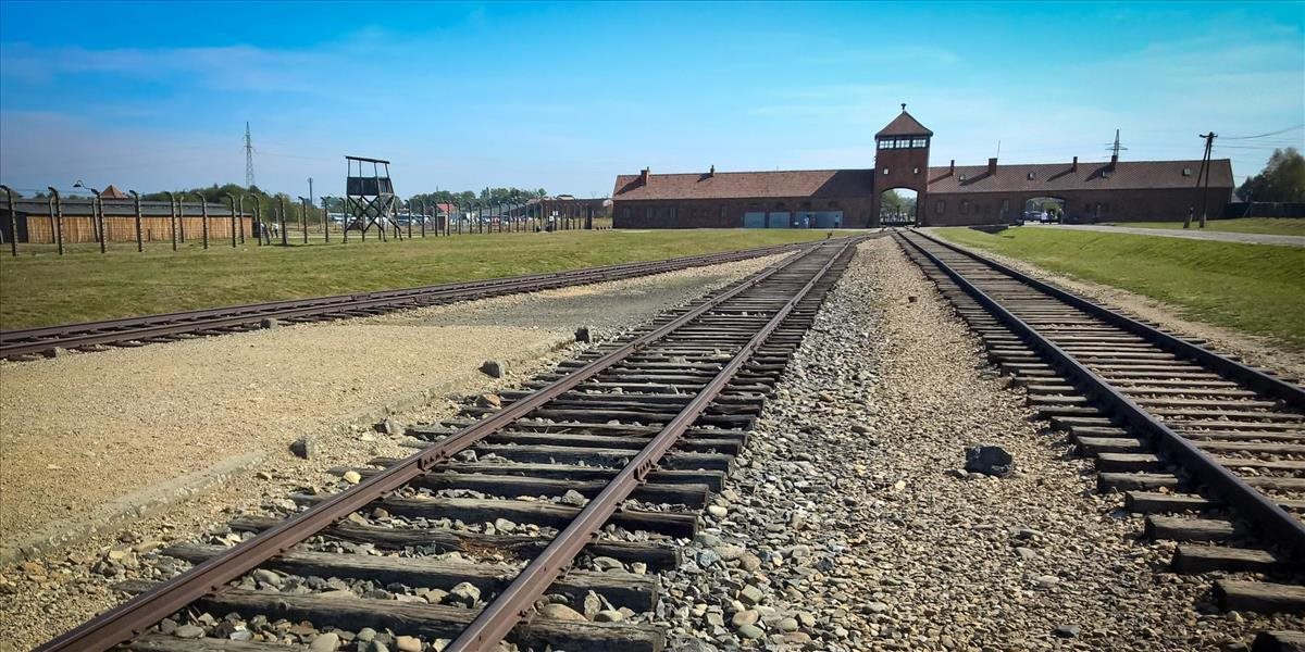 Rezort odporúča školám návštevy koncentračných táborov