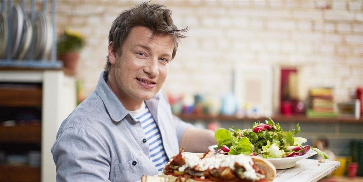 FOTO Celebritnému kuchárovi Jamiemu Oliverovi sa narodilo piate dieťa