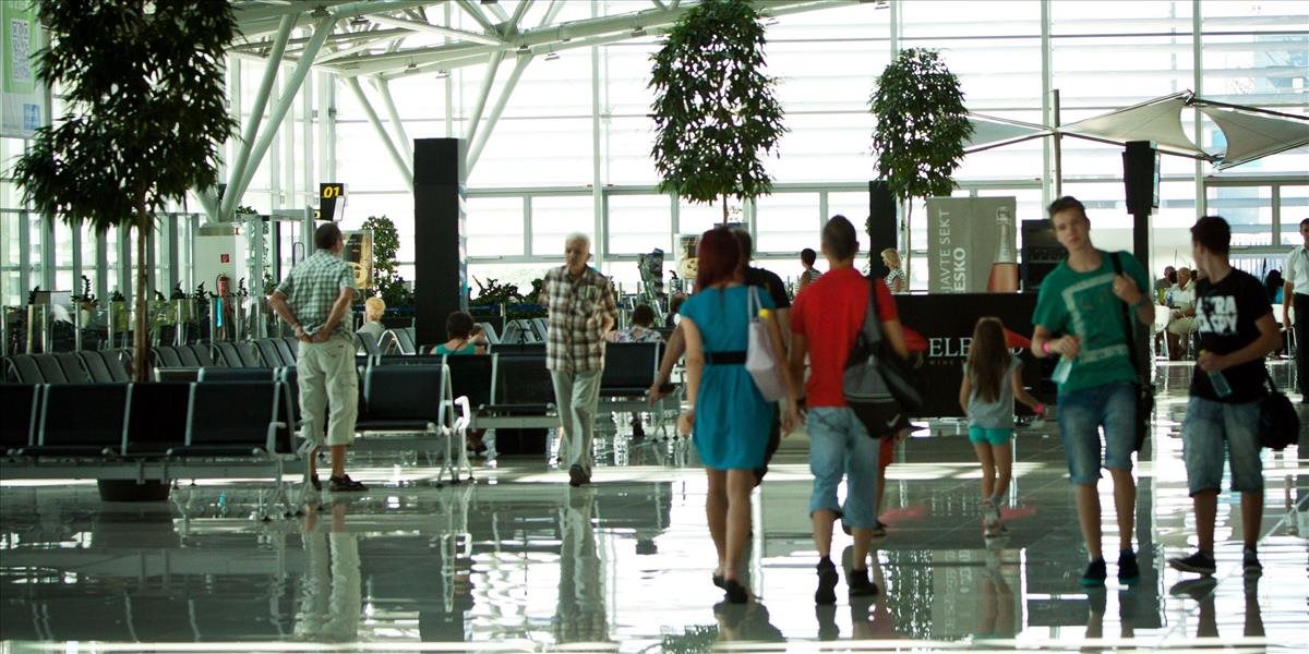 Počet cestujúcich na bratislavskom letisku vzrástol o 16 %