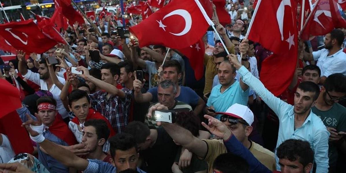Dianie v Turecku vytvára pre EÚ geopolitické riziko s migračnou krízou