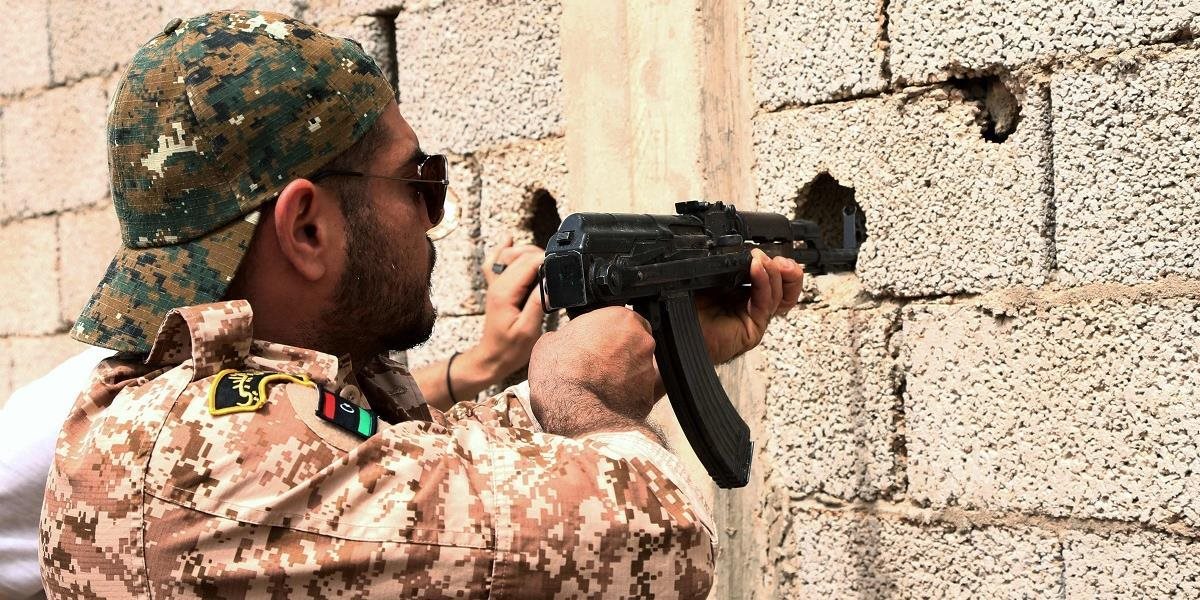 Vojaci s podporou USA oslobodili už 70 percent líbyjskej Syrty, hlási starosta