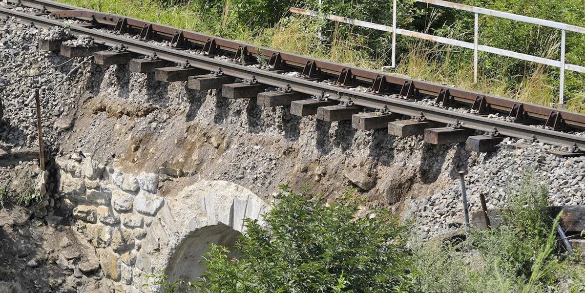 Zosunutý most v Tatrách spojazdnili: Vlaky jazdia bez obmedzení