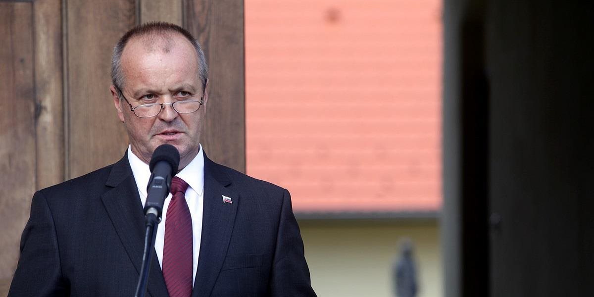 Minister obrany Peter Gajdoš si uctil obete nacistov vo vypálenej obci Kalište