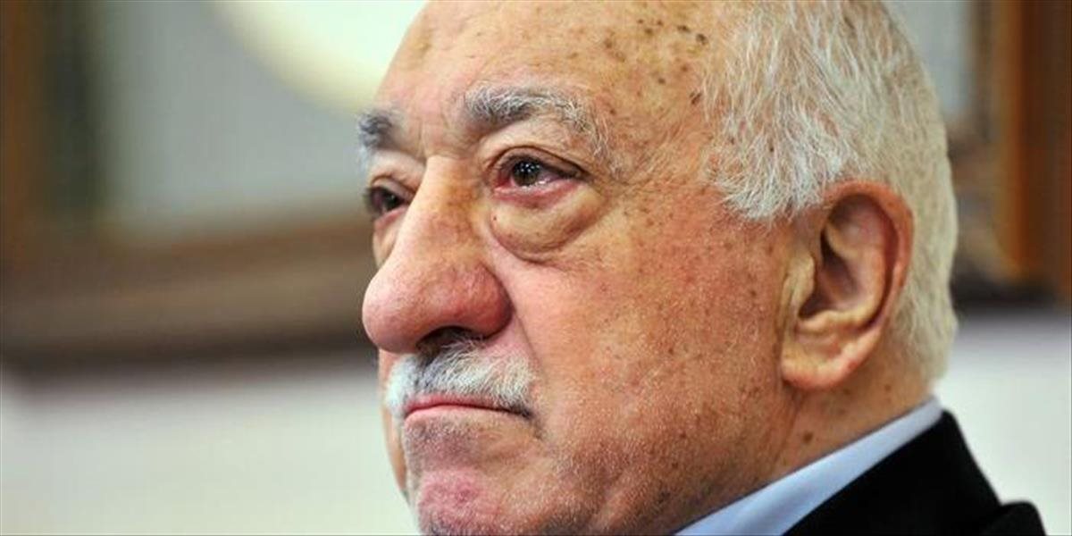 Turecká prokuratúra požaduje pre moslimského duchovného Gülena dva doživotné tresty