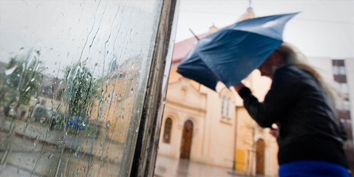 Meteorológovia varujú: Viaceré miesta na Slovensku zasiahne silný dážď