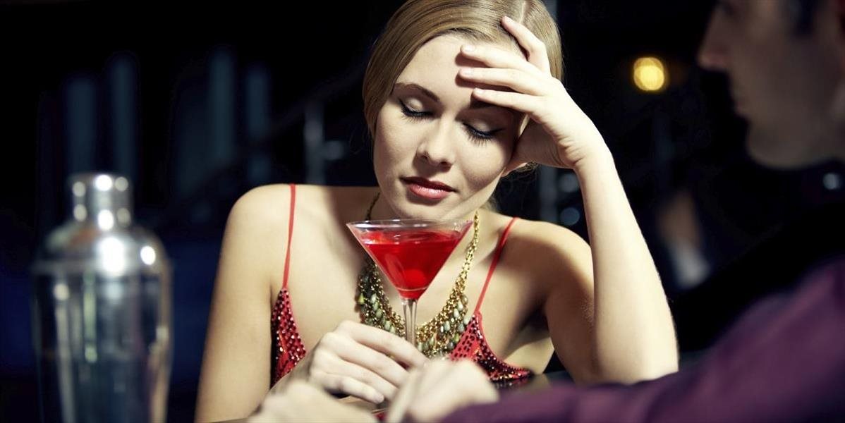 Problém s alkoholom sa týka čoraz viac žien