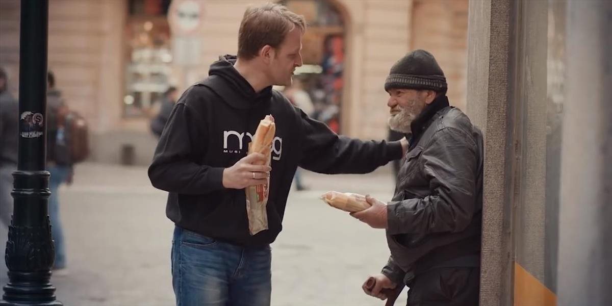 Krásne VIDEO z Prahy, ktoré otvára ľuďom oči
