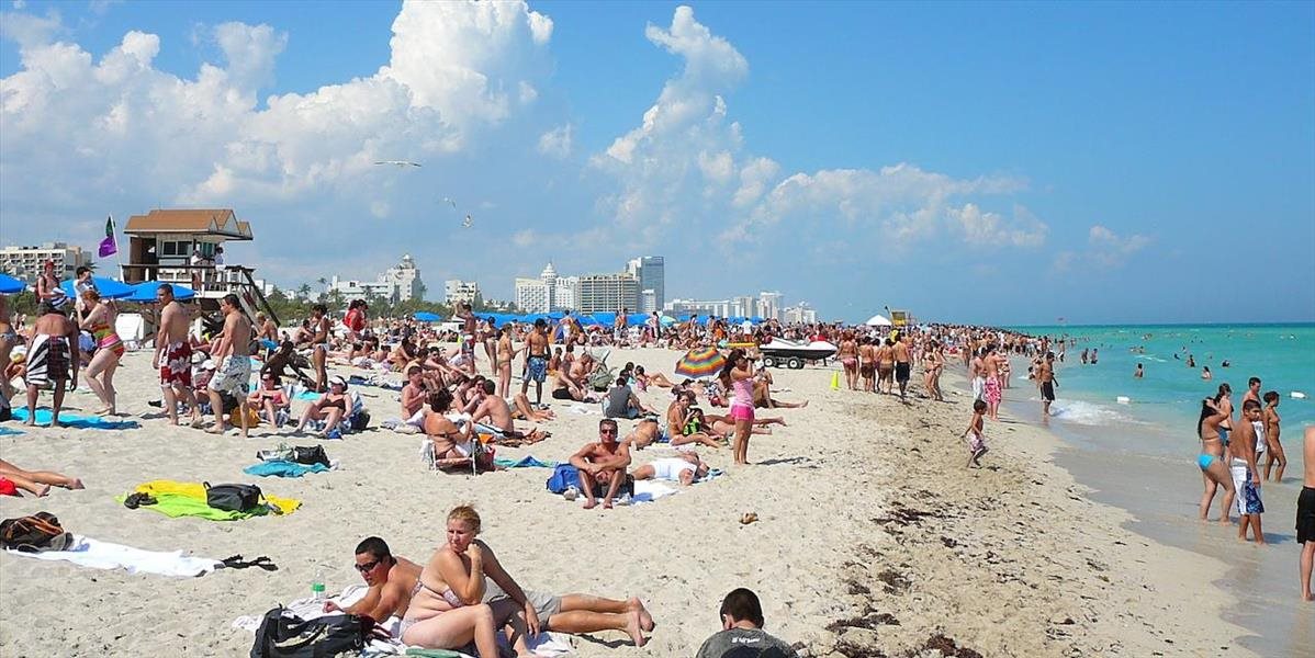 Na Floride sa šíri vírus zika: Nakazili sa aj turisti na známej pláži