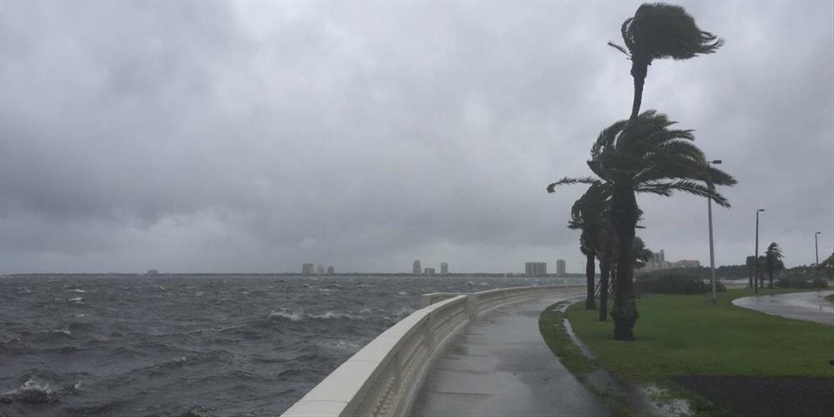 Tropická búrka Gaston naberá na sile, zmení sa na hurikán