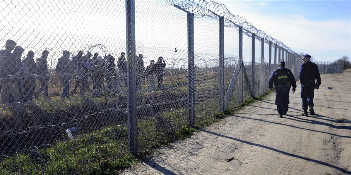 Maďarskí policajti sa vrátili po mesiaci na macedónsko-gréckej hranici