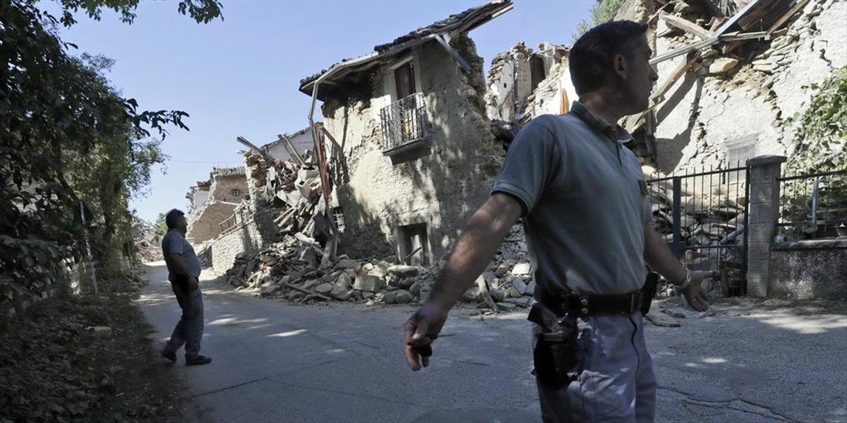 Ničivé zemetrasenie prinútilo Taliansko vyhlásiť stav núdze