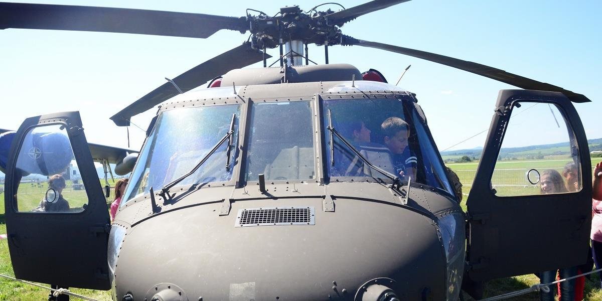 Gajdoš: Dva vrtuľníky Black Hawk by mali byť na Slovensku budúci rok
