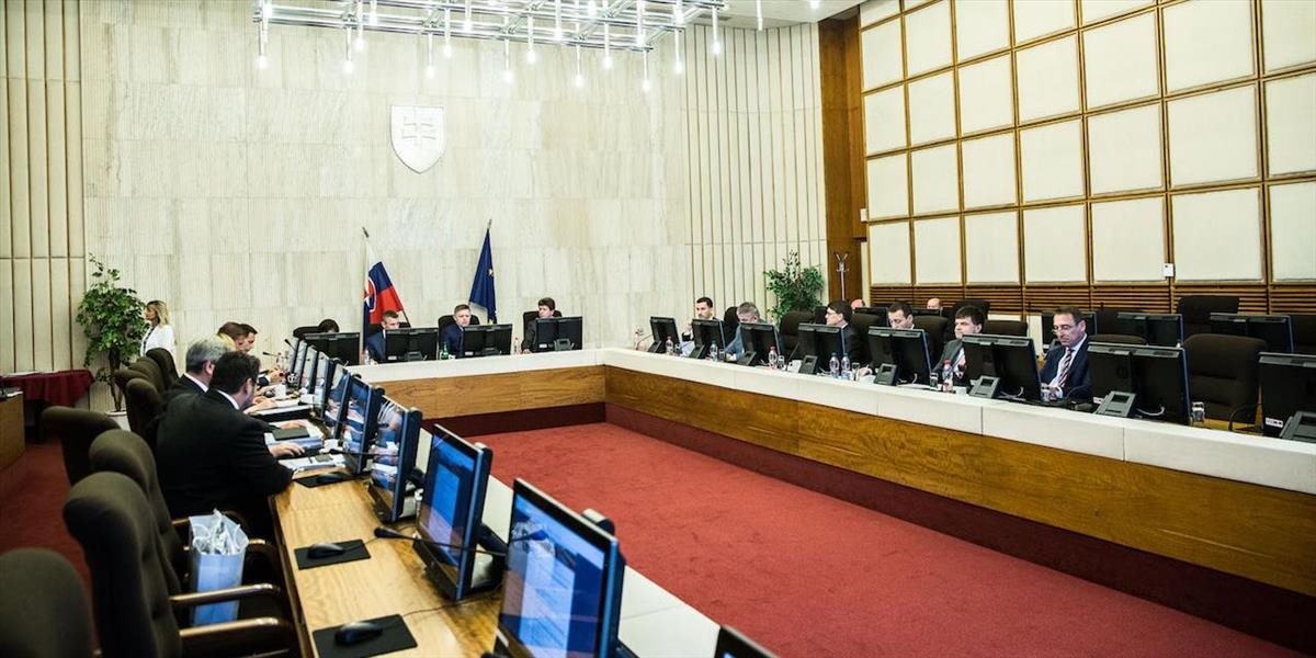 Vláda zasadne dnes vo Vranove, rozhodovať bude o akčnom pláne pre región