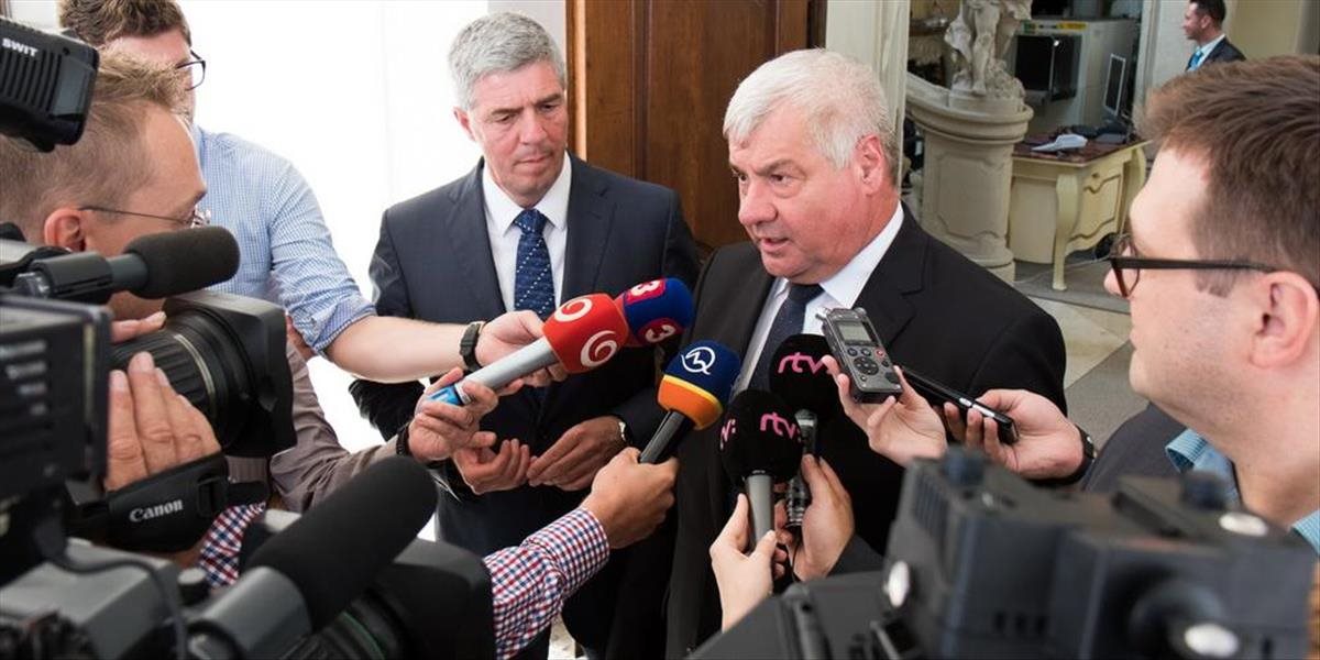 Vláda odvolala z postu štátneho tajomníka, budúceho ministra dopravy Árpáda Érseka