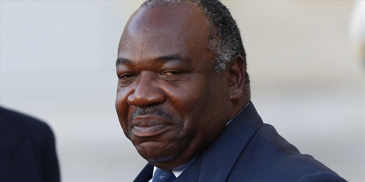 Prívrženci neúspešného kandidáta na prezidenta v Gabone podpálili parlament