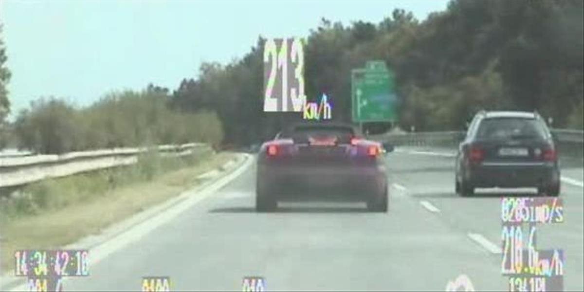 VIDEO Holanďan sa ponáhľal závodiť do Bratislavy: Po diaľnici išiel rýchlosťou 213 km/h
