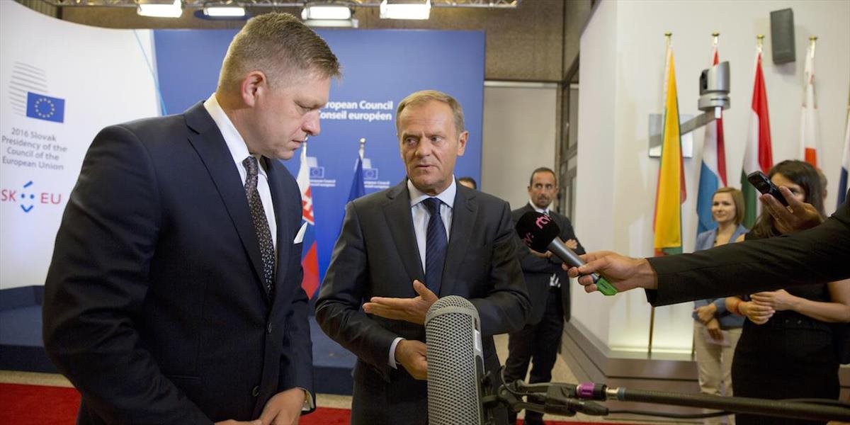 Tusk: Neformálny summit v Bratislave prichádza v kritickom období pre EÚ
