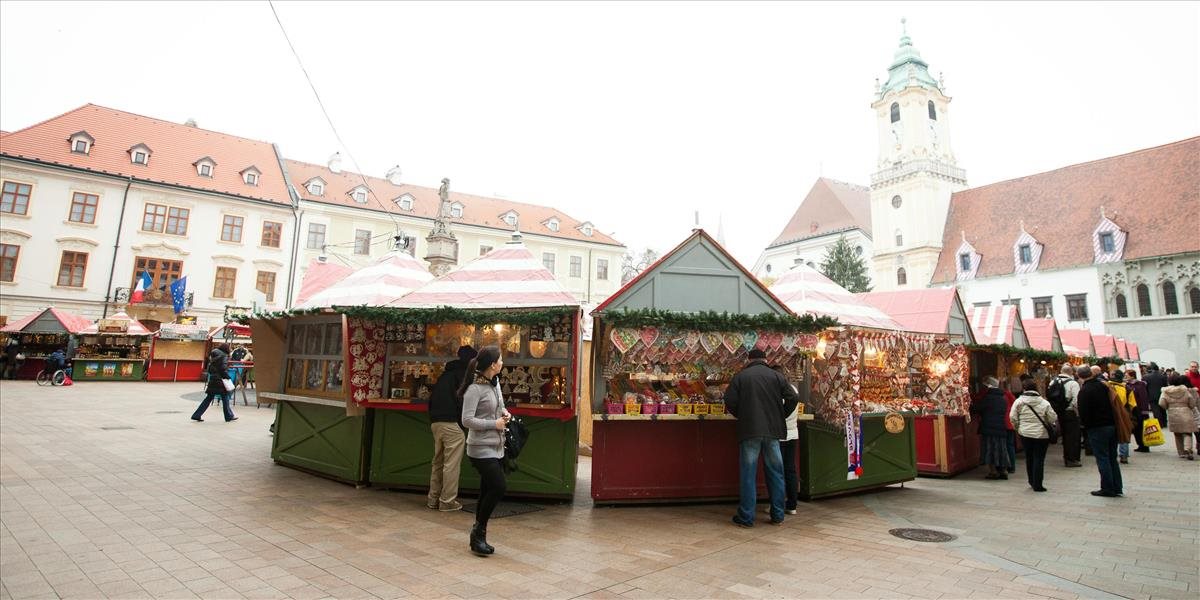 Záujemcovia o vianočné stánky v Bratislave už môžu posielať prihlášky