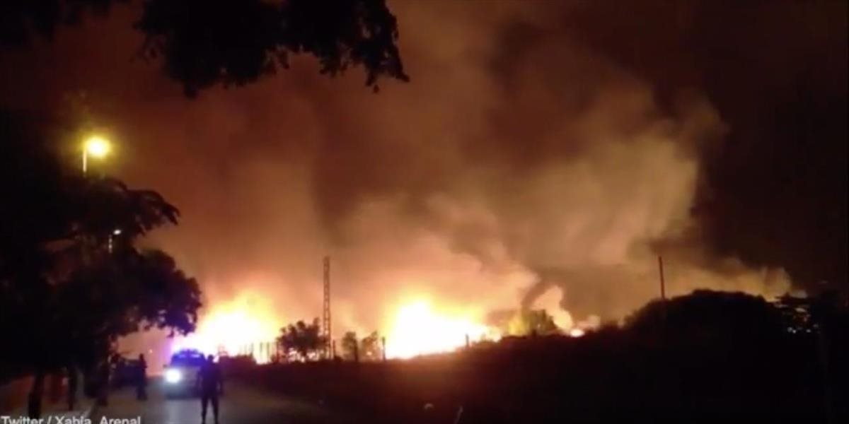 VIDEO Mesto Jávea na pobreží Costa Blanca ohrozoval lesný požiar