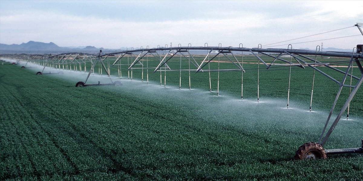 Agrorezort je za stanovenie symbolickej ceny za závlahovú vodu