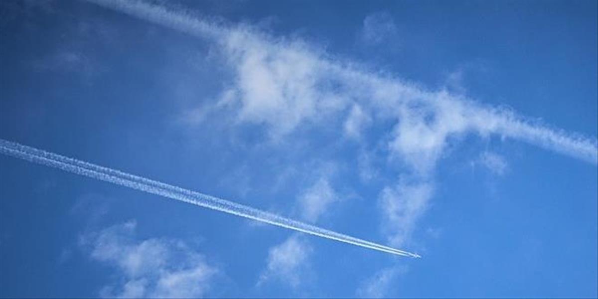 Medzinárodná letecká preprava musí začať s redukciou emisií už od roku 2021