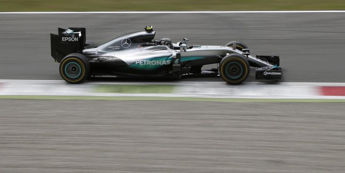 F1: Mercedes a Ferrari testovali pneumatiky Pirelli pre sezónu 2017