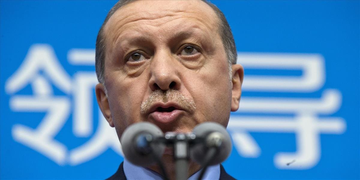 Erdogan: Kurdskí militanti sa snažia narušiť tureckú operáciu v Sýrii