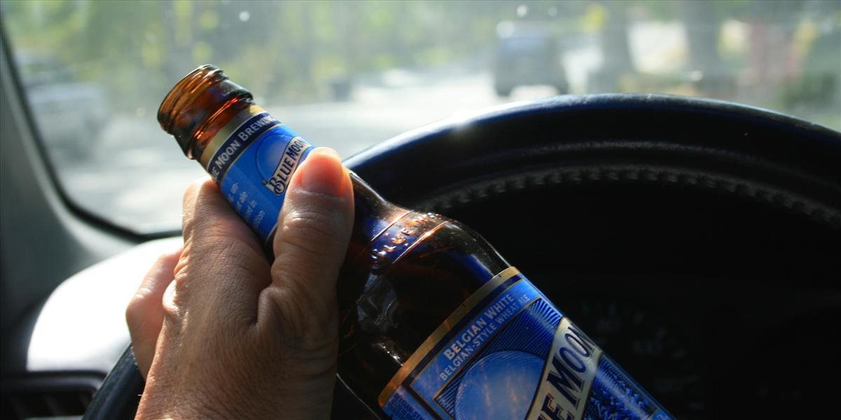 Muž si sadol opitý za volant: Namerali mu takmer tri promile alkoholu