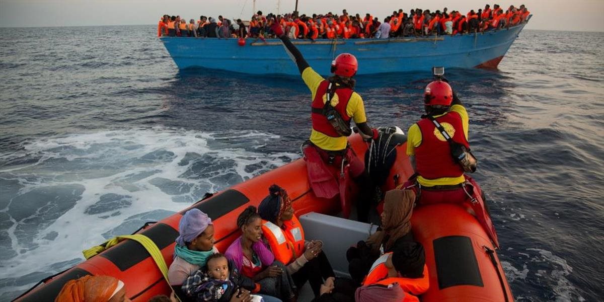Pri gréckom ostrove Samos prebieha pátranie po migrantoch na člne