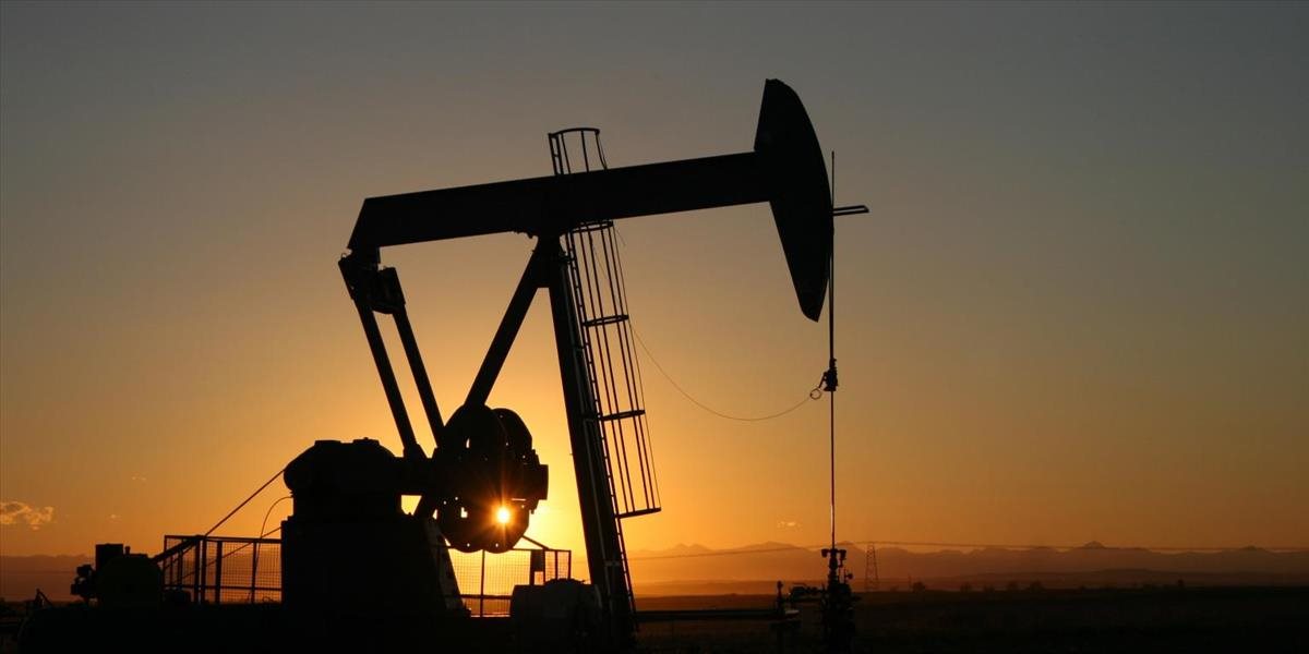 Saudská Arábia zvýšila produkciu ropy a v auguste predbehla v ťažbe USA