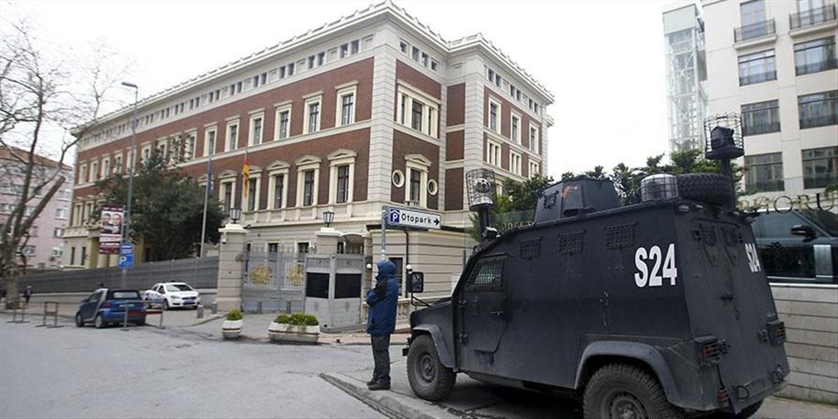 Nemeckú ambasádu a školy v Turecku dočasne uzavreli, vraj kvôli indíciám o útokoch