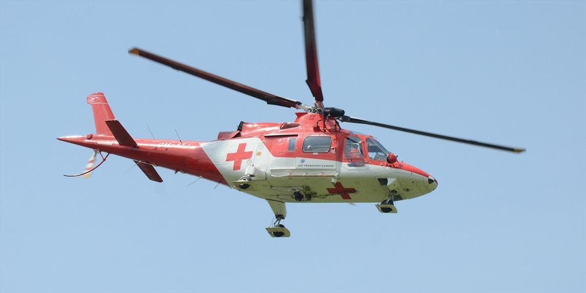 Leteckí záchranári odviezli 60-ročného turistu do nemocnice