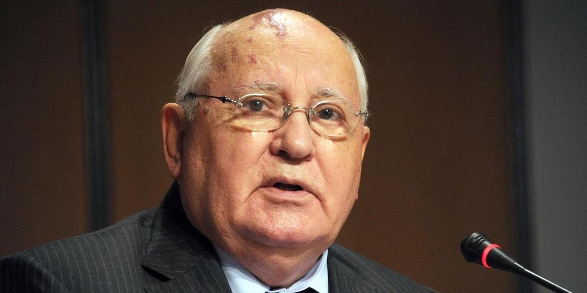 Gorbačov varoval pred ďalším zbrojením a vyzval na dialóg s Ruskom