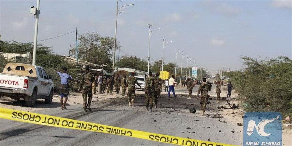 Samovražedný útočník zabil v Mogadiše vojenského veliteľa a 4 vojakov
