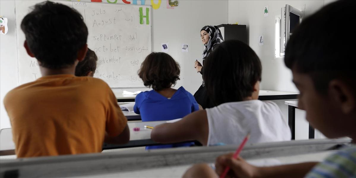 V Turecku sa začal nový školský rok, po prekazenom puči odvolali tisíce učiteľov