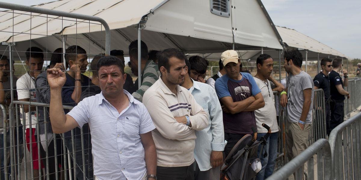 Počet migrantov prichádzajúcich do Grécka prudko stúpa, cez víkend 374 ľudí