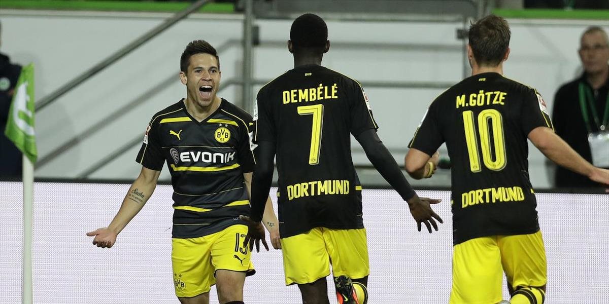 Dortmund rozstrieľal Wolfsburg a o skóre je na čele tabuľky