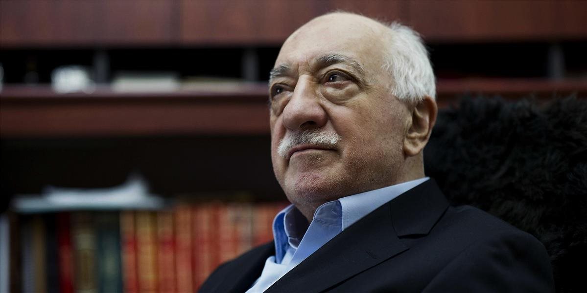 Fethullah Gülen: Za júlovým zmareným pučom bol v skutočnosti Erdogan