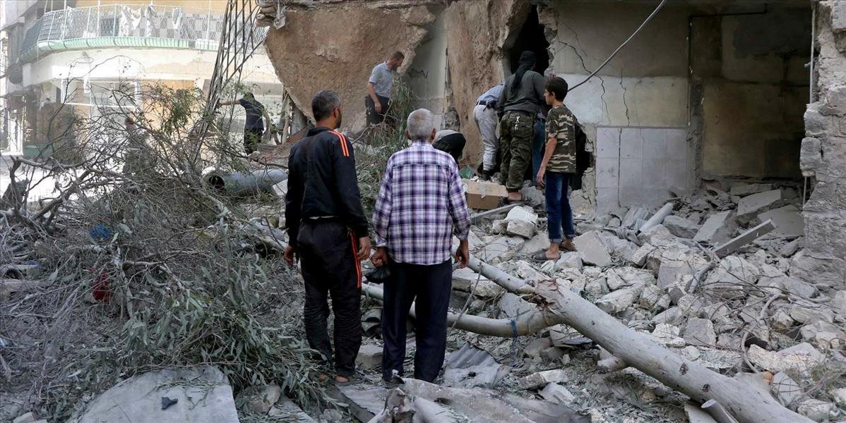 Obyvatelia sýrskeho Aleppa nemajú pred bombami kam uniknúť, požadujú koridor